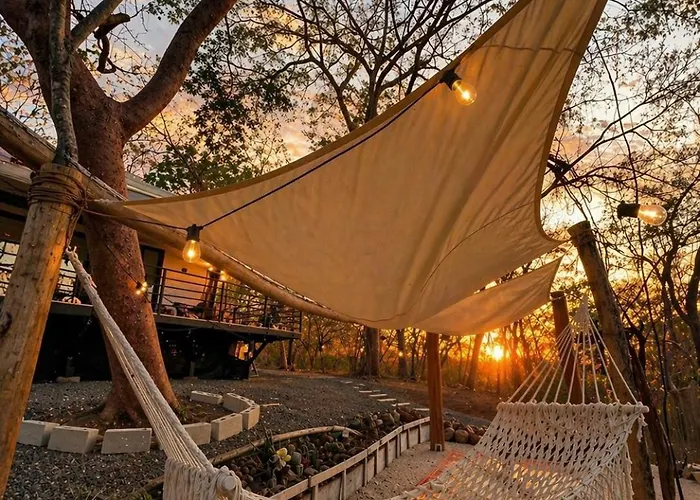 Casa Jungle Escape With Private Hot Tub Near The * Nuevo Colon