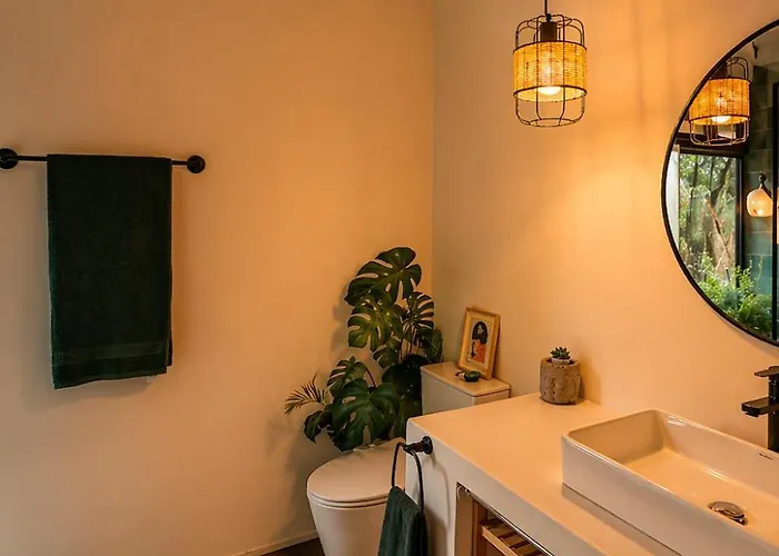 Casa Jungle Escape With Private Hot Tub Near The Villa *